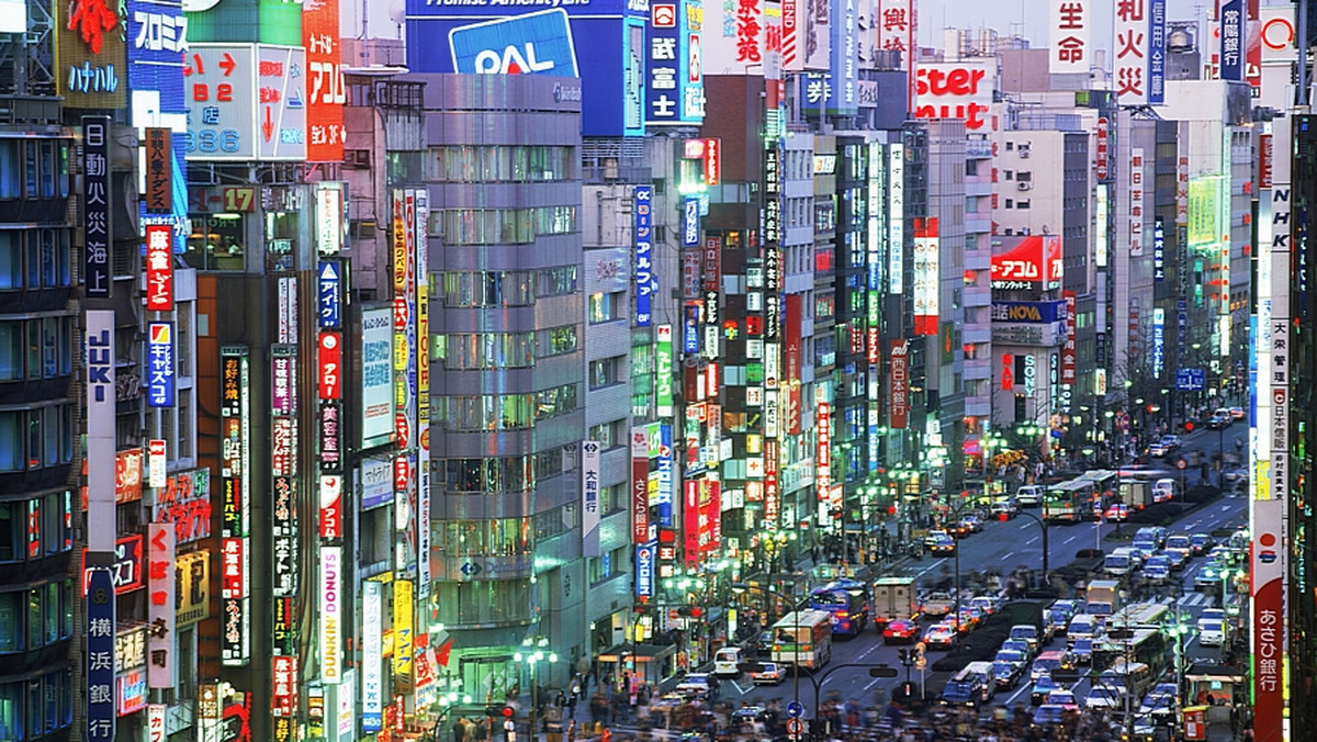 Tokio zyskało największe uznanie w oczach użytkowników TripAdvisor. Ponad 75000 internautów oddało głosy w dorocznej ankiecie oceniającej 40 popularnych wśród turystów miast z całego świata. Tokio wygrało w pięciu kategoriach. Uznano je za najbezpieczniejsze i najczystsze, miasto o najlepszej komunikacji publicznej, najlepszych usługach taksówkarskich i z najsympatyczniejszymi taksówkarzami.