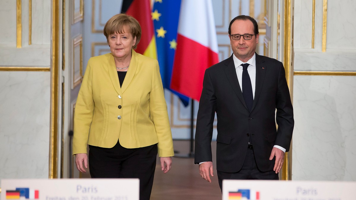 Każdy kraj, który nie uszanuje porozumień z Mińska mających na celu uregulowanie kryzysu na Ukrainie, stanie w obliczu sankcji - oświadczył prezydent Francji Francois Hollande na konferencji prasowej z kanclerz Niemiec Angelą Merkel w Paryżu.