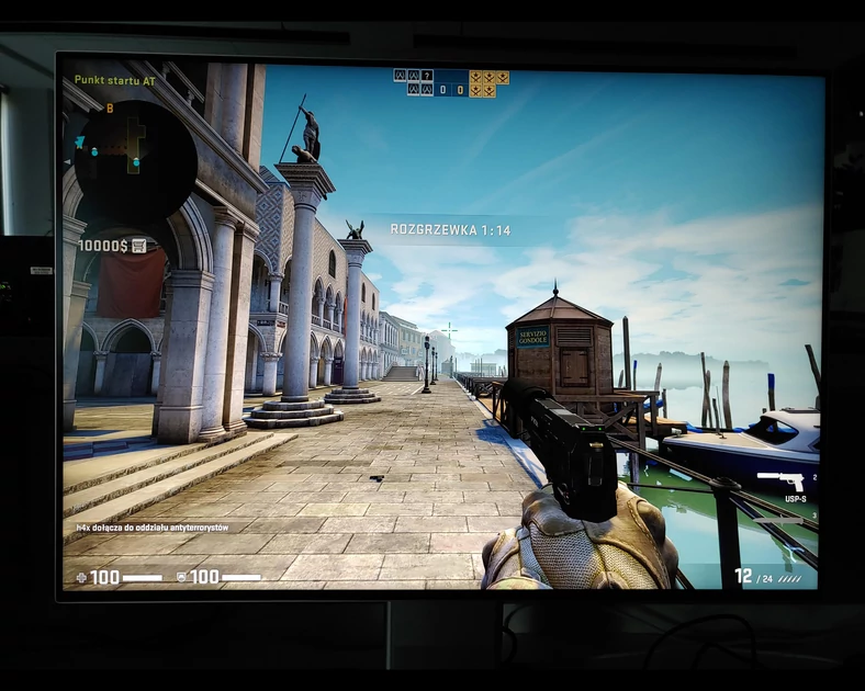 Gra Counter Strike: Global Offensive na monitorze Huawei MateView