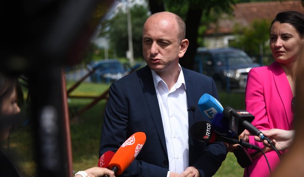Milan Knežević