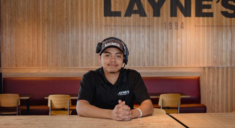 Jason Cabrera, 19, told Insider his four biggest takeaways from his first seven months managing a restaurant.
