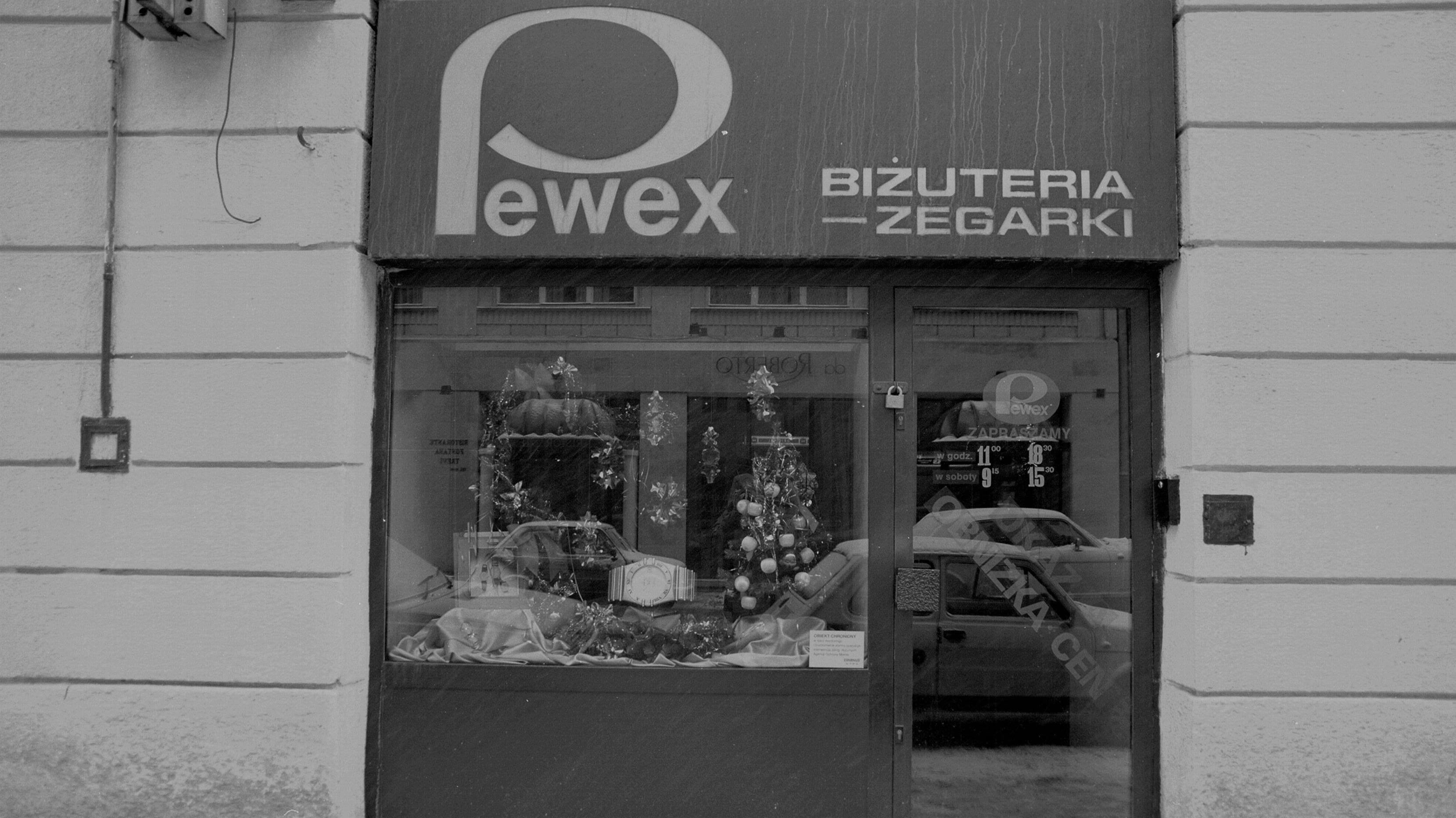 Pewex: okno na świat - Wiadomości