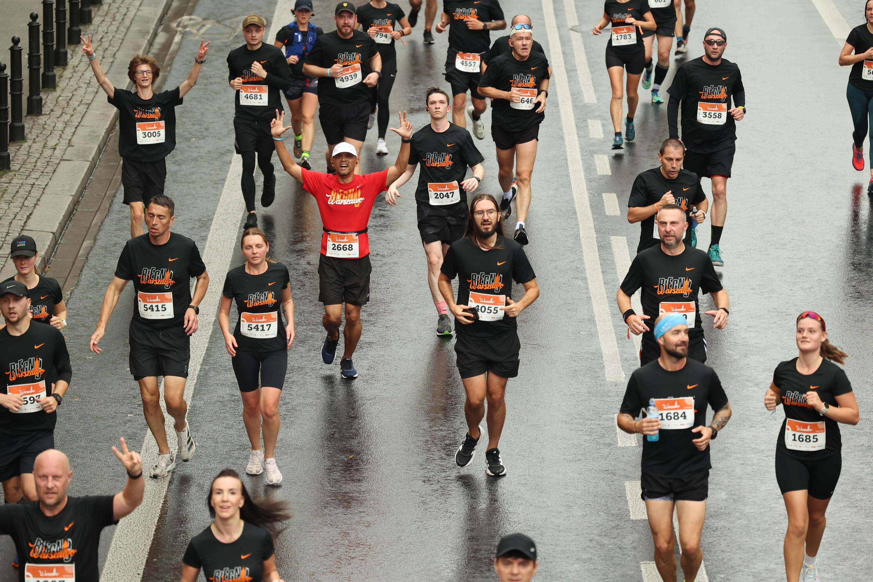 Warszawa: centrum zamknięte w sobotę - bieg i marsz
