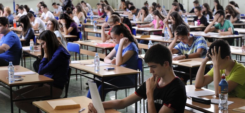 CKE opublikowała arkusz próbnych egzaminów maturalnych. ZNP: To kopia zadań z 2015 roku