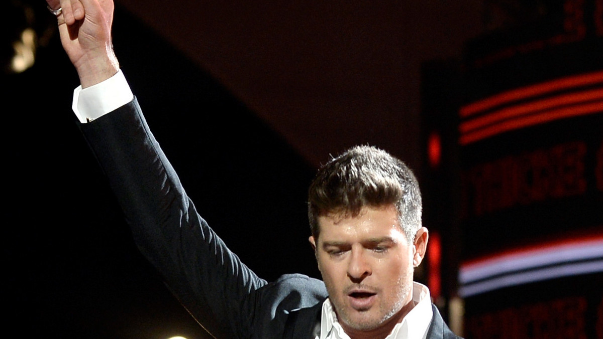 Robin Thicke przedstawił drugi singel z nadchodzącego albumu "Blurred Lines".