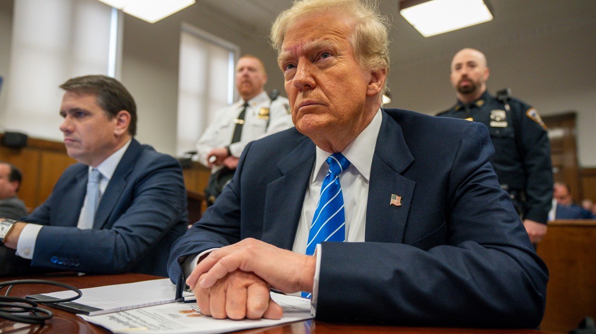 A személyes ügyvédje is Donald Trump ellen vallott a tárgyaláson: a legszívesebben börtönben látná volt főnökét azért, amit tett