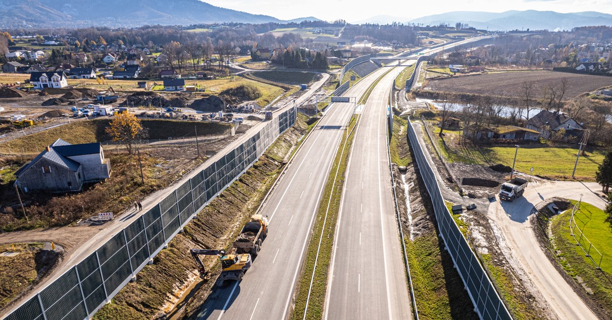 Świąteczny prezent dla kierowców. Kolejne odcinki S1 w Beskidy gotowe [WIDEO]