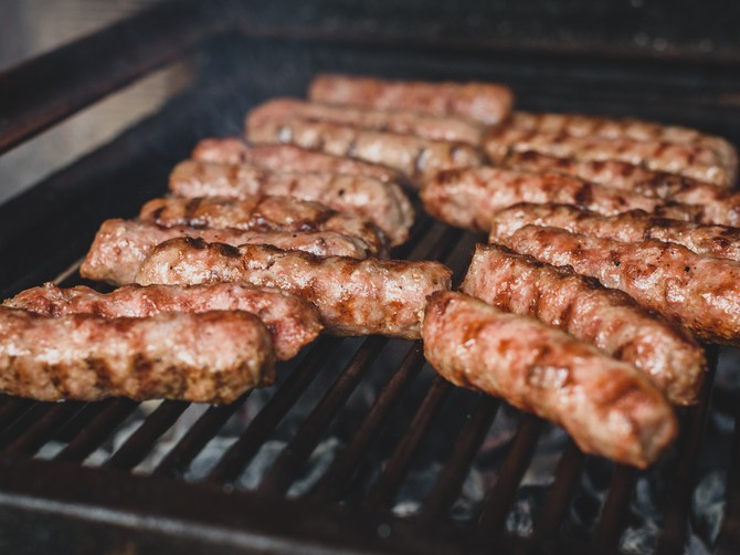 Recept za najukusnije ćevape sa roštilja