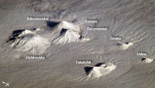 Wulkany na Kamczatce, Rosja. Widok z kosmosu. Fot. NASA