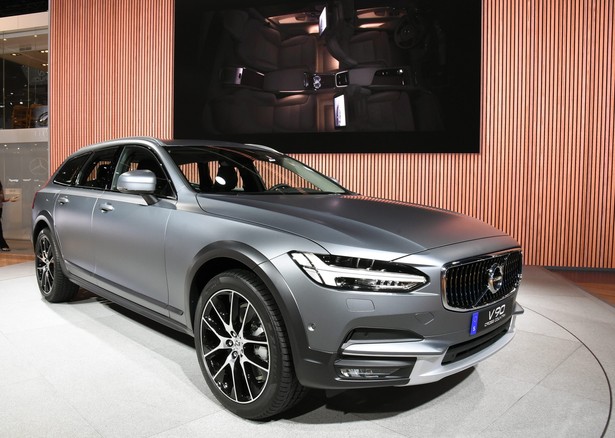 Volvo V90