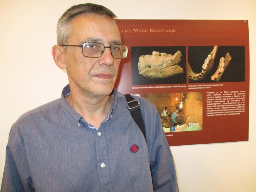 Prof. dr. Dušan Mihailović