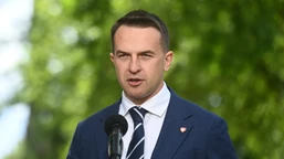 adam szłapka działa od lat w polityce. kim jest nowy rzecznik rządu?