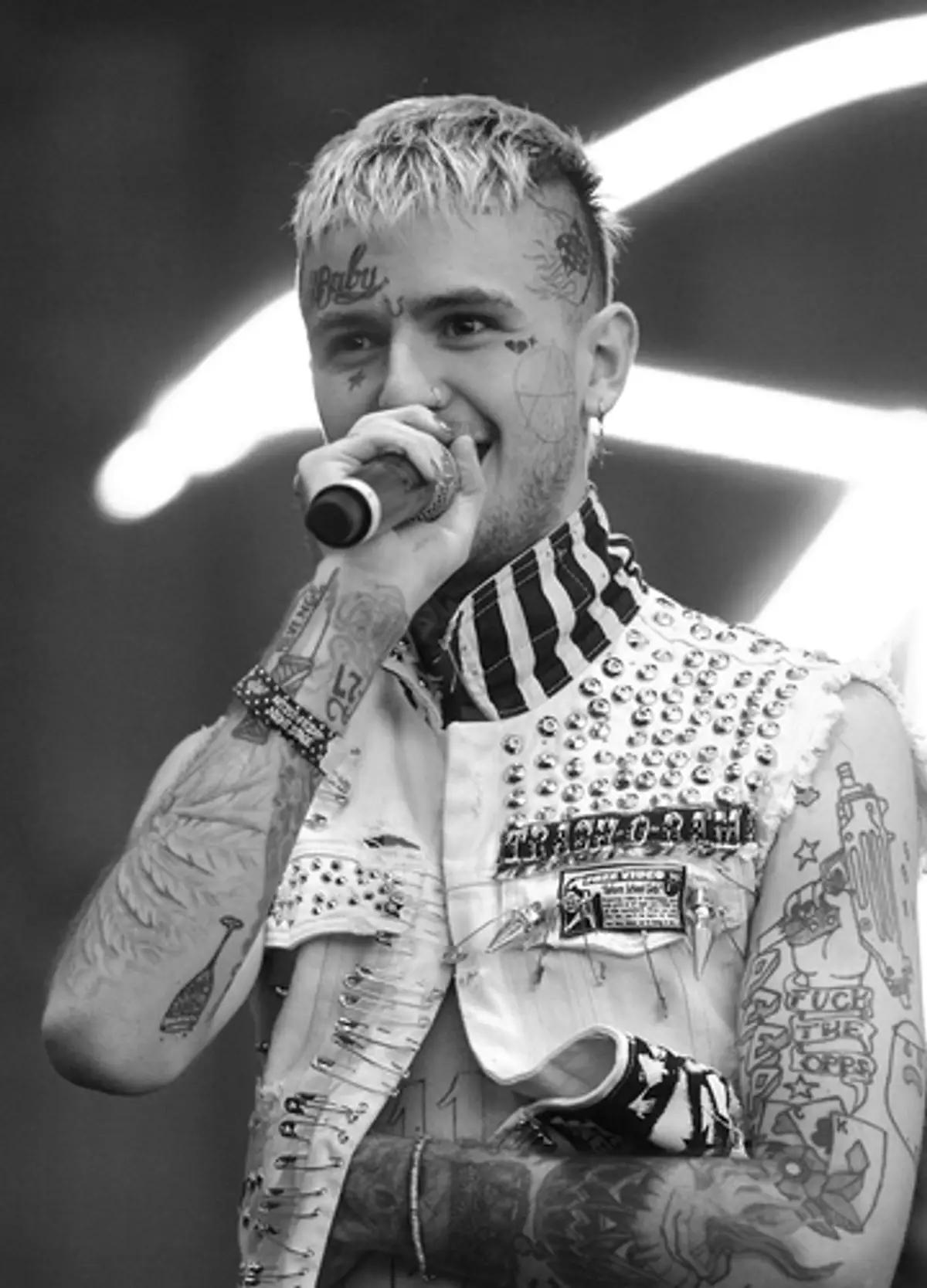 Lil Peep: Loneliness is the worst - Noizz