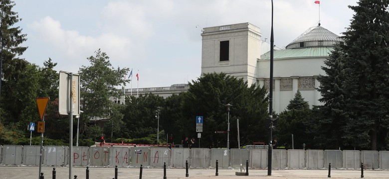 Będzie dodatkowe posiedzenie Sejmu? Poseł PiS: Spodziewam się wniosku o samorozwiązanie