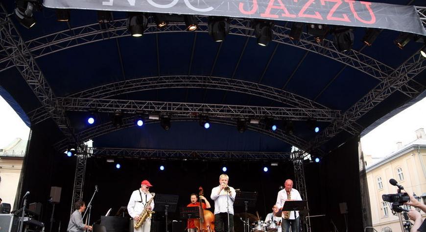 W Krakowie - niczym w Nowym Orleanie - jazzowych koncertów w czasie Nocy Jazzu jest cała masa 