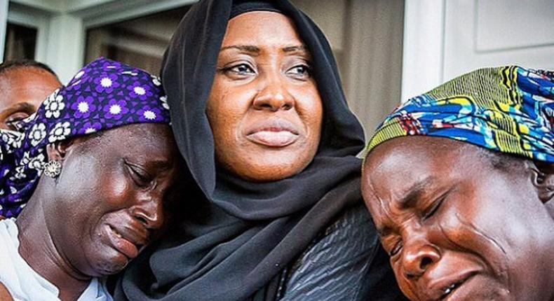 The First Lady, Aisha Buhari consoles mothers of the abducted Chibok girls.