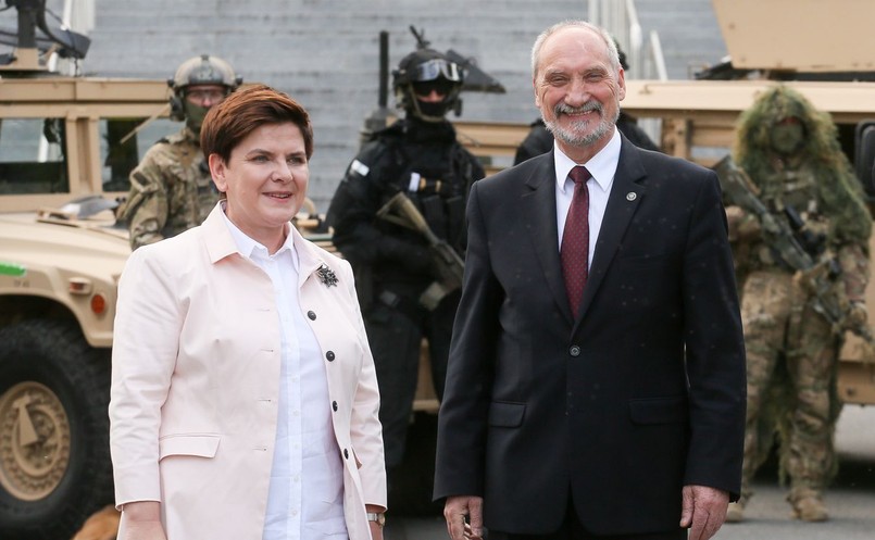 Beata Szydło i Antoni Macierewicz