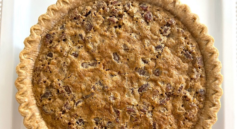 I tried Ina Garten's bourbon chocolate pecan pie with store-bought crust and it was the easiest Thanksgiving dessert I've ever made.Anneta Konstantinides/Insider