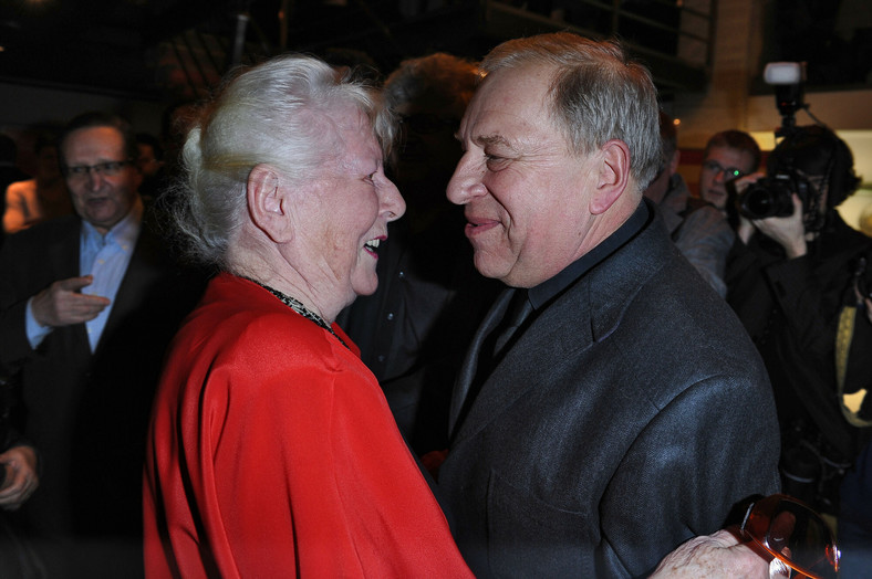 Sława Kwaśniewska i Jerzy Stuhr na premierze rekonstrukcji cyfrowej filmu "Wodzirej" (2013)