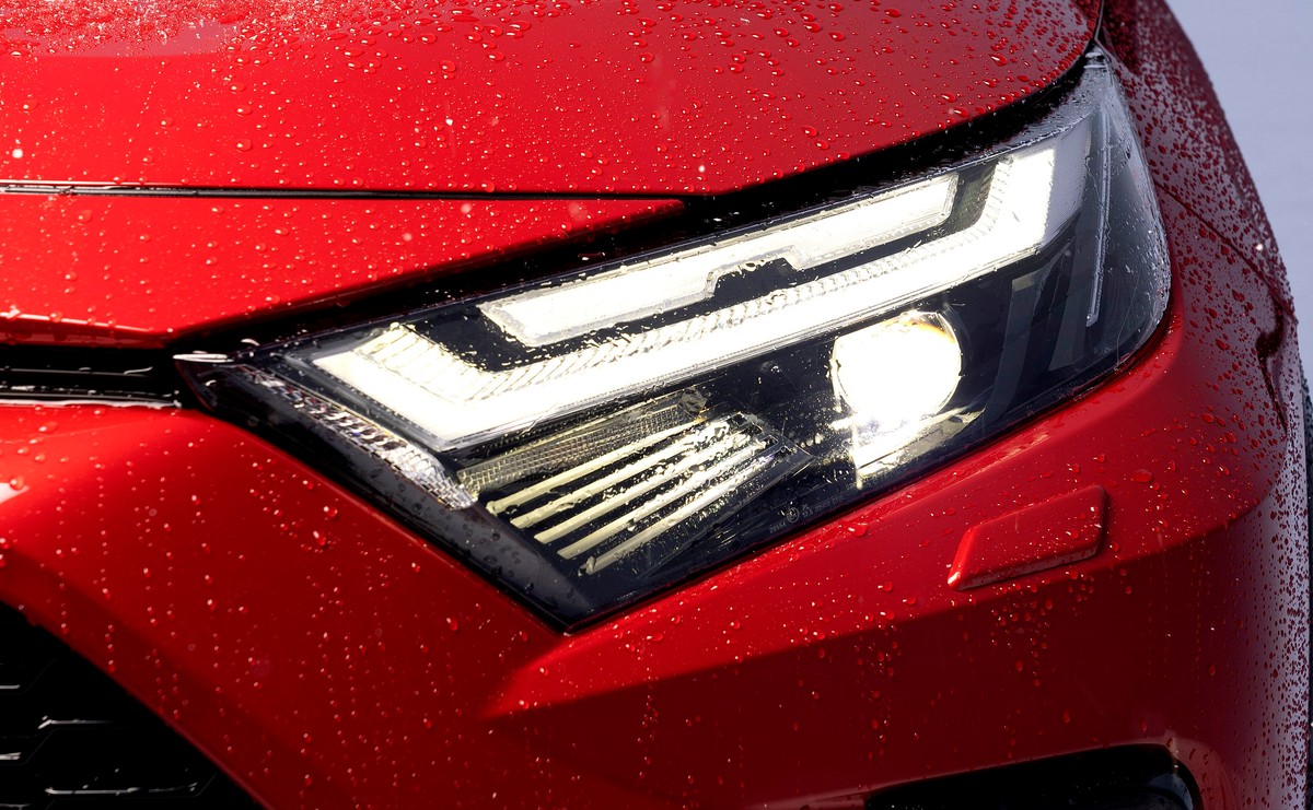 Toyota RAV4 plug-in hybrid GR Sport