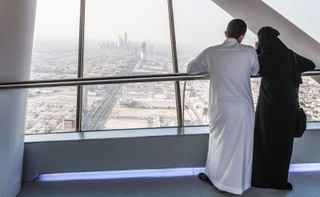 Cichy exodus. Majętni Arabowie opuszczają ojczyzny na pokładzie samolotów