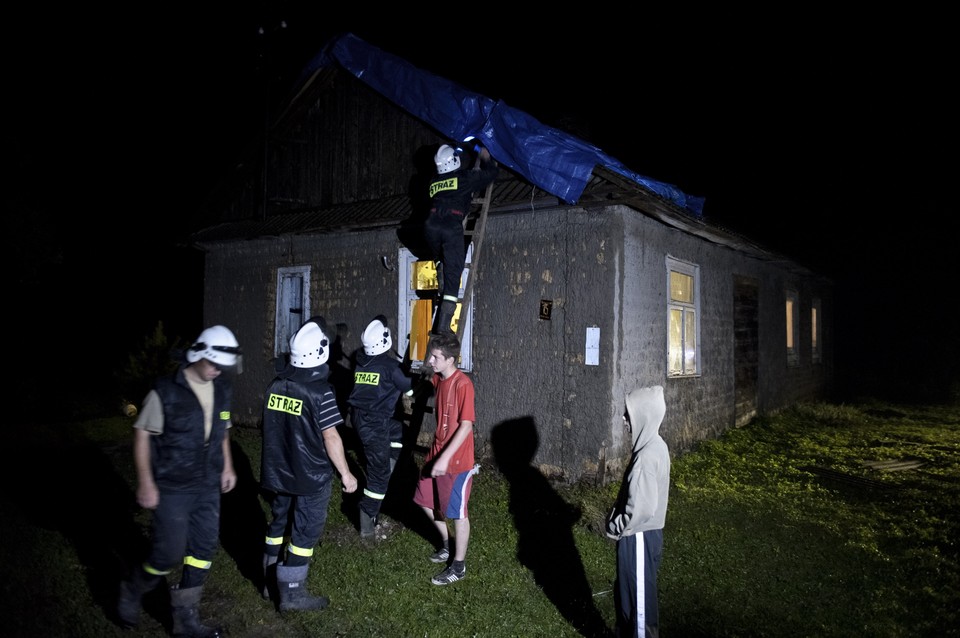 LUBELSKIE ZNISZCZENIA PO PRZEJŚCIU TRĄBY POWIETRZNEJ