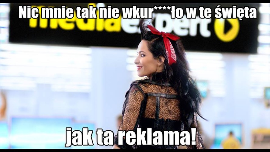Ewelina Lisowska stała się nową królową internetowych memów za sprawą występu w pewnej, bardzo często emitowanej reklamie