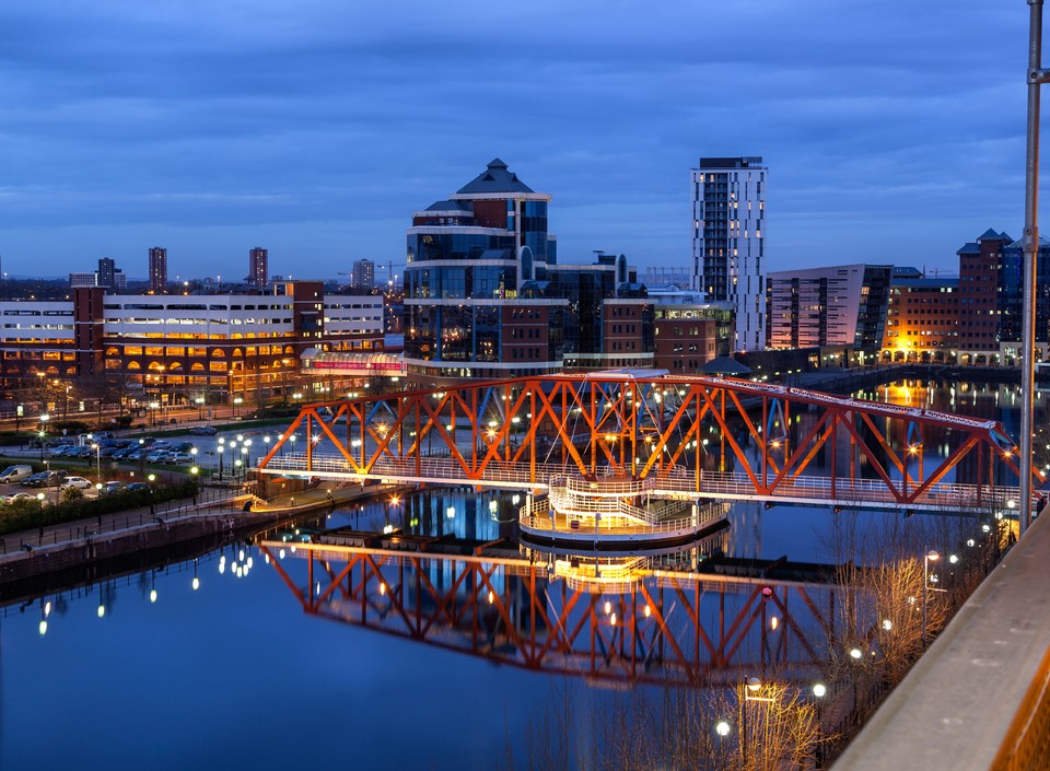 Manchester, Anglia
- niegdyś przemysłowa metropolia stawia na sztukę i… piłkę