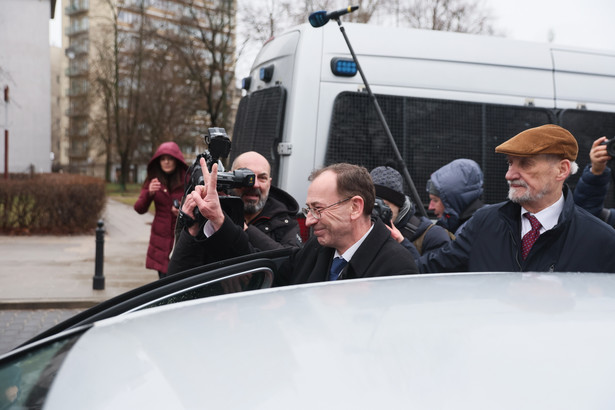 Mariusz Kamiński, Antoni Macierewicz