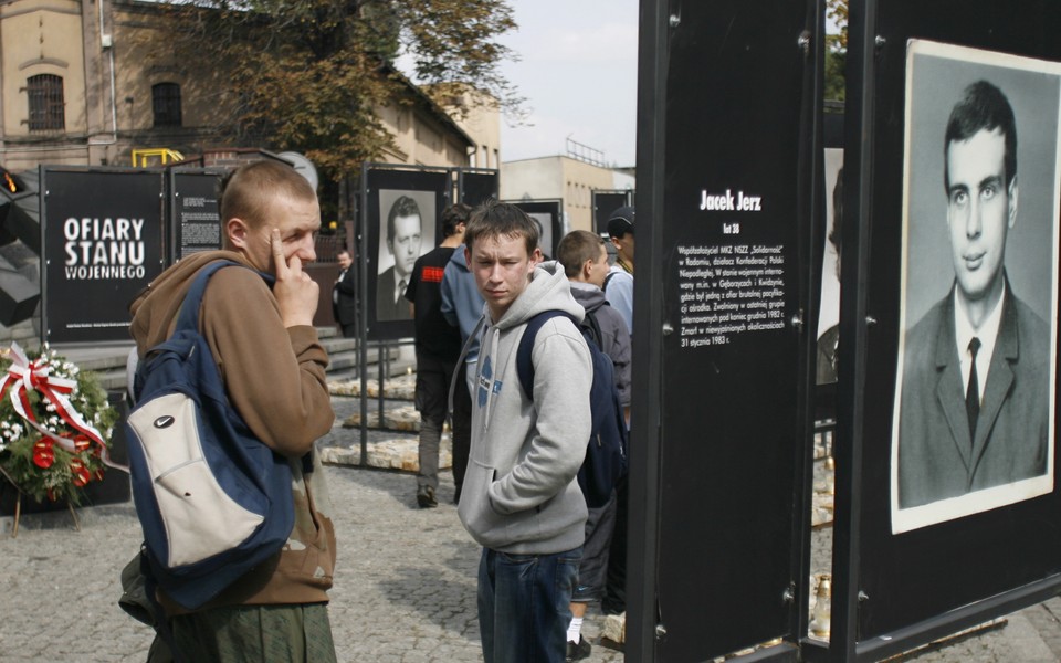 KATOWICE WYSTAWA OFIARY STANU WOJENNEGO