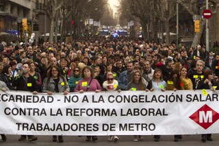 Barcelona: Strajk pracowników komunikacji publicznej paraliżuje miasto