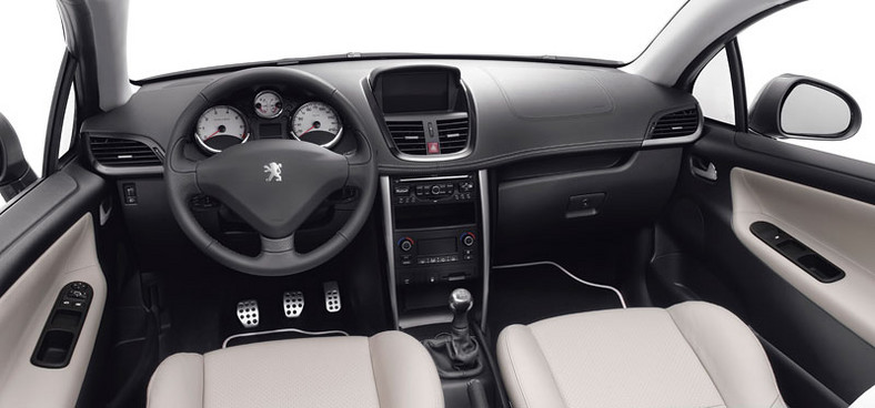 Peugeot 207 CC: świeży wiatr po faceliftingu