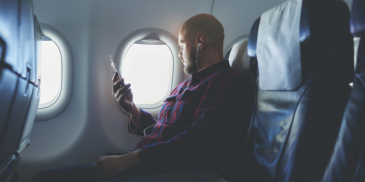 5G ma umożliwić korzystanie z internetu w samolotach