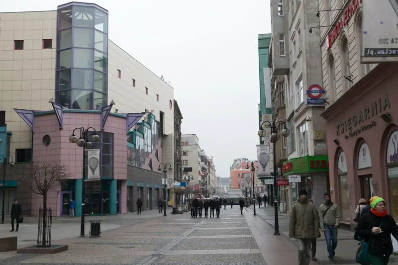 Wniosek o rozbiórkę Solpolu wzbudza dyskusję. Koszmarek czy ikona?