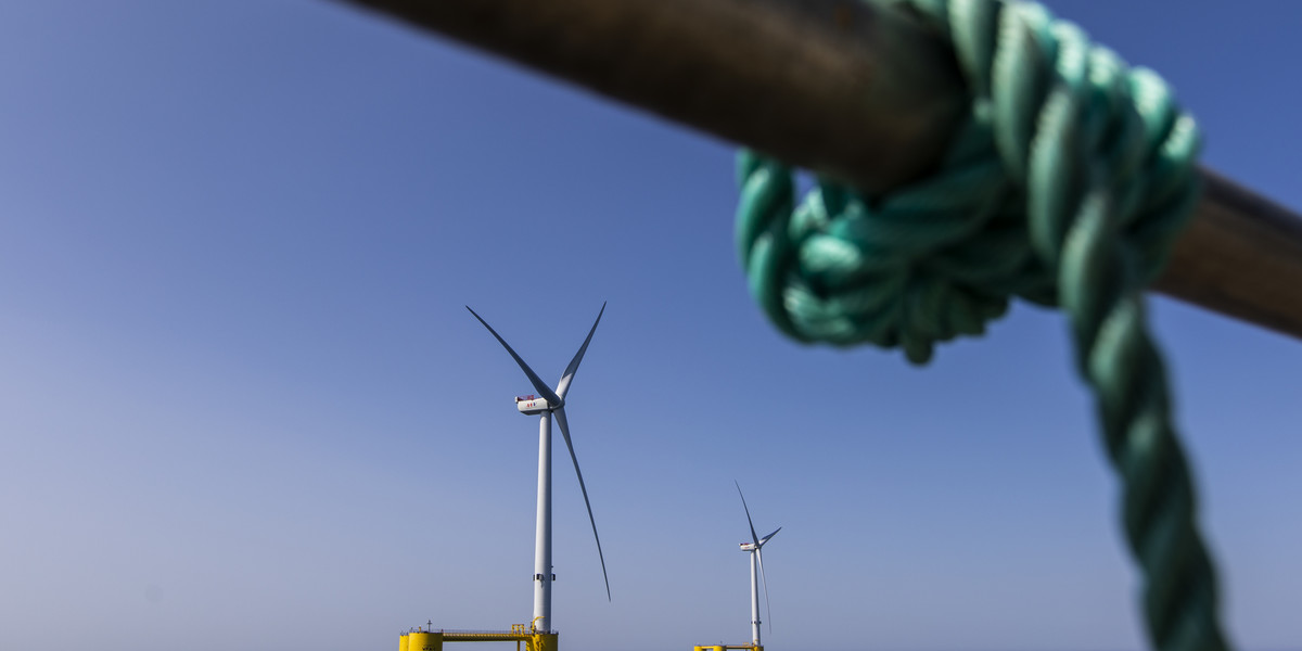  ZE PAK jest piątym, co do wielkości producentem energii w Polsce. Orsted ma na świecie łącznie 12 GW mocy zainstalowanych w OZE, z czego 7,6 GW w 28 morskich farmach wiatrowych. [Zdjęcie ilustracyjne]