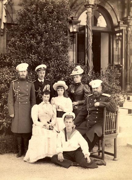 Aleksander III Romanow z rodziną, rok przed swoją śmiercią
