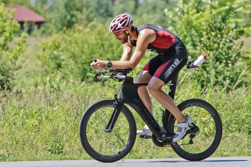 Maciej Dowbor na rowerze