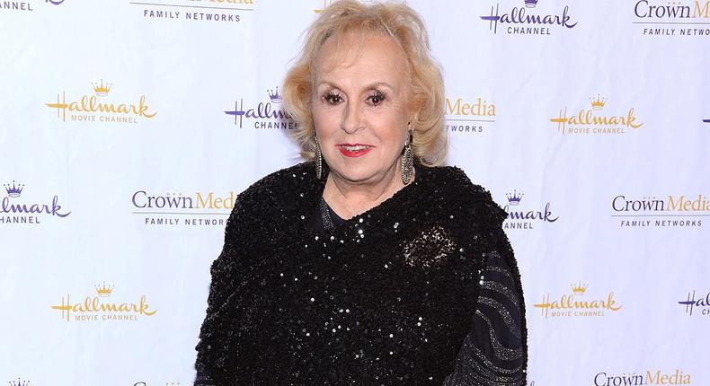 Doris Roberts 