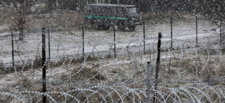 "Wyrzucali z pojazdu petardy hukowe, ale tak, żeby nie przeleciały na stronę polską"