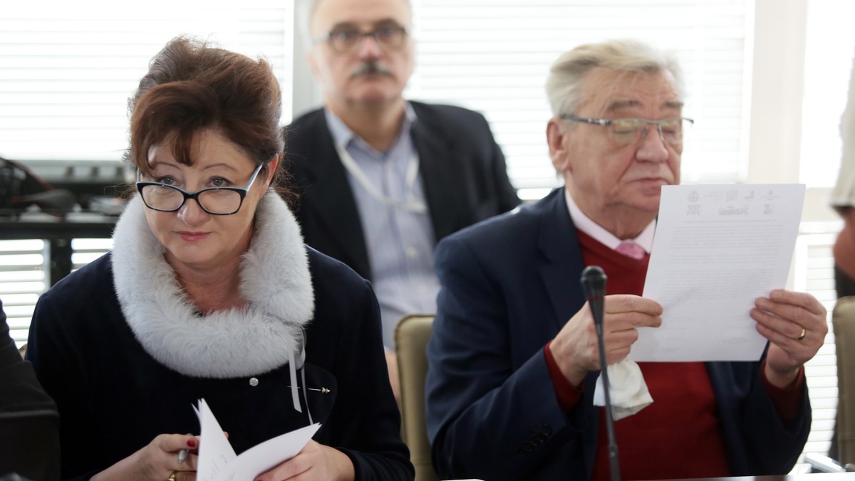 Prezydium Rady Dialogu Społecznego debatuje o aktualnej sytuacji w kraju. Strona społeczna, czyli związki zawodowe i pracodawcy rozmawiają m.in. o losach ustawy budżetowej na 2017 r.