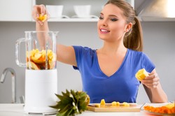 Zrób to sama: 5 soków z owoców i warzyw, które przysłużą się Twojemu ciału