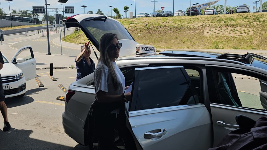 Sandra Afrika na aerodromu