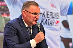 Michniewicz wybrał szeroką kadrę na mundial. 'Liczba zawodników jest dla mnie niezrozumiała'