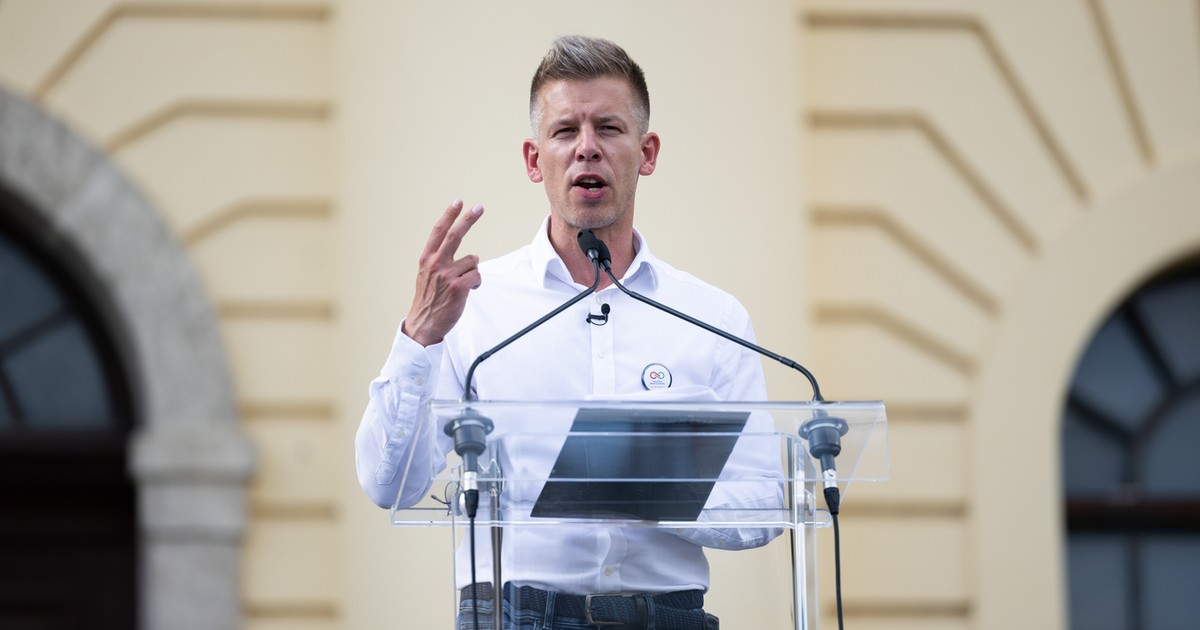 Magyar Péter válaszolt Gulyás Gergelynek a kormányinfón elhangzottakra