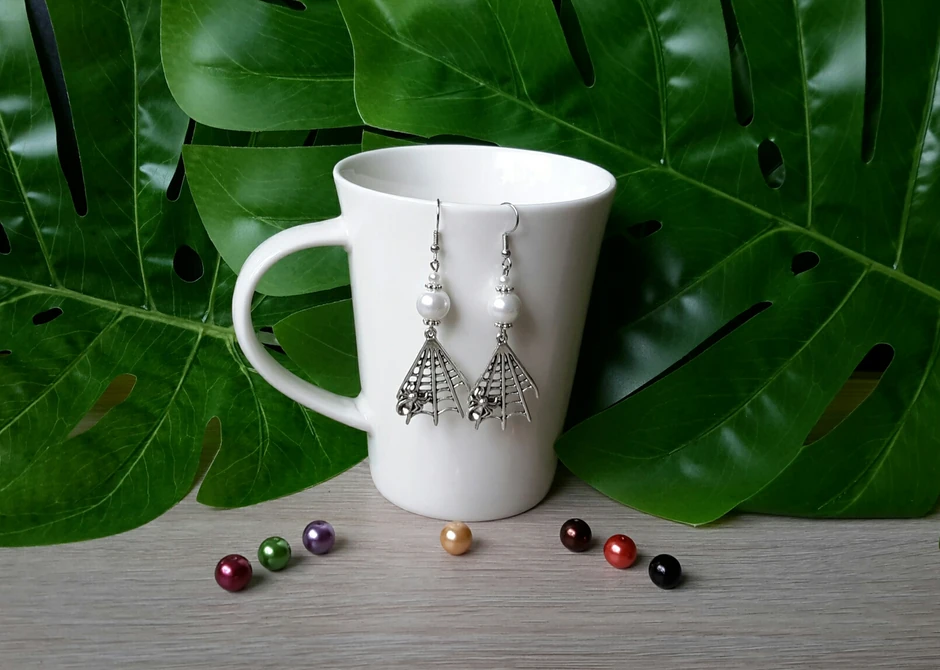 Nakit sa motivima pauka