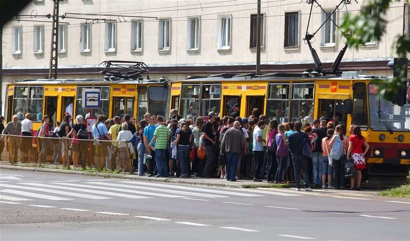 Mamy jeździć w tłoku i stać w korkach?!