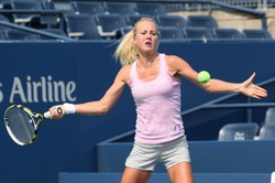 Urszula Radwańska w Sydney trafiła na byłą liderkę rankingu WTA