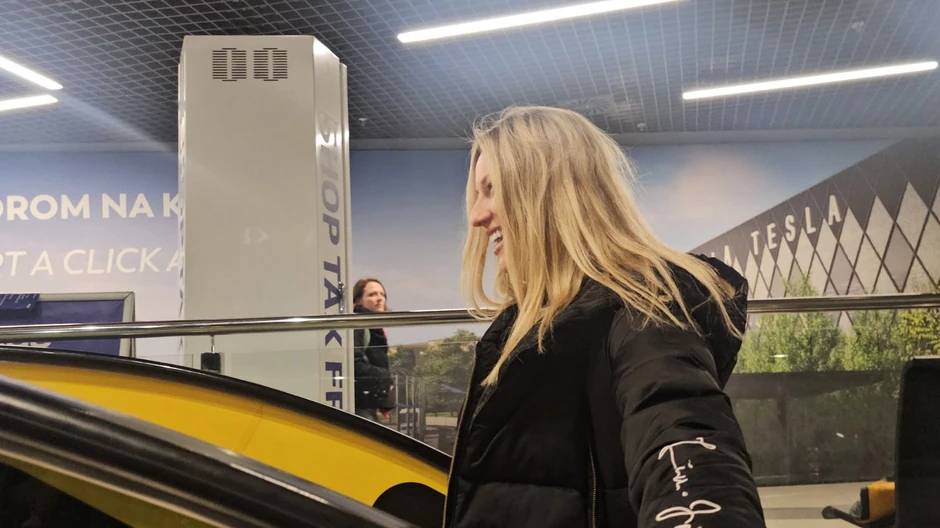 Rada Manojlović - aerodorom