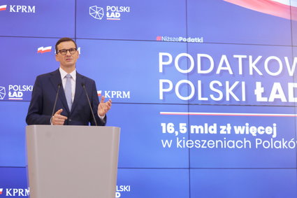 Pięć rzeczy, które PiS zrobiło z naszymi wypłatami. Słodko-gorzki bilans