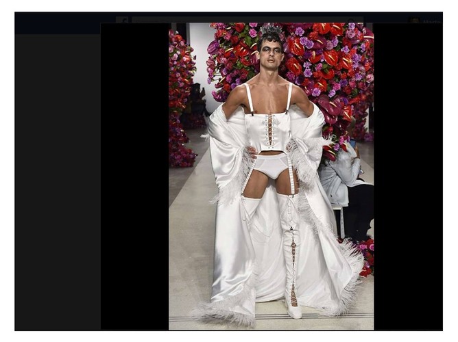 Pokaz kolekcji Palomo Spain jesień/zima 2017/2018 na New York Fashion Week